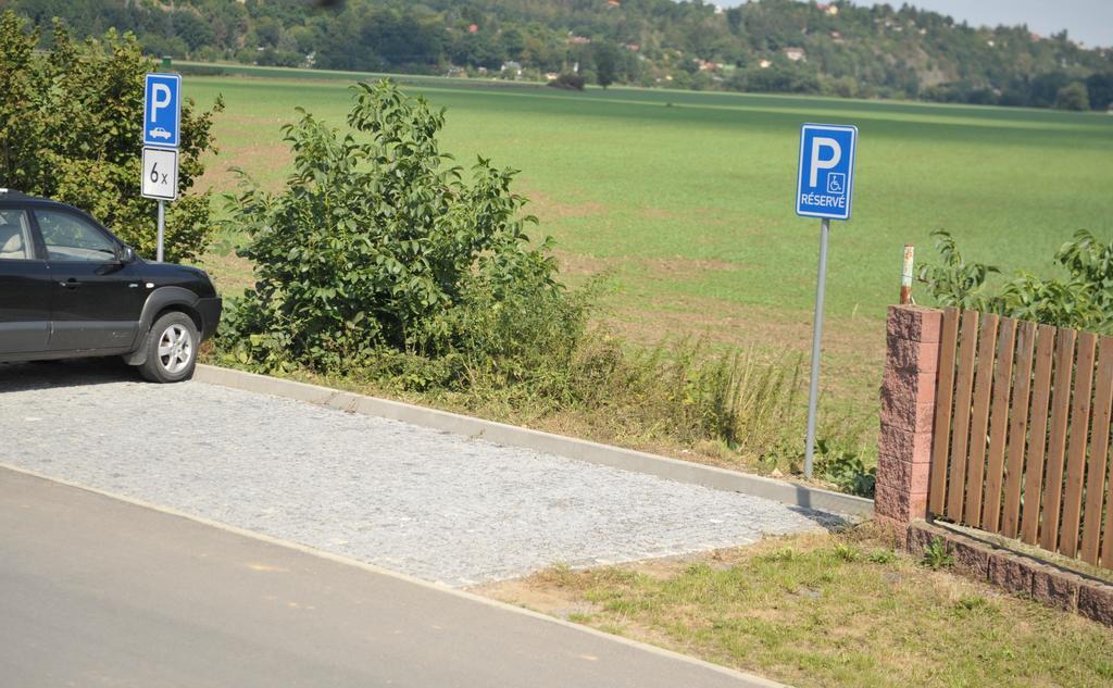 Penzion U Tulaka Dobřichovice Exterior foto